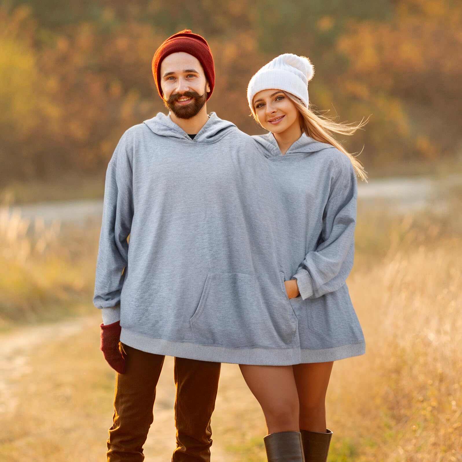 Felpa con Cappuccio Oversize in Poliestere, Traspirante e Resistente, per Serate rilassate in casa e Feste a Tema