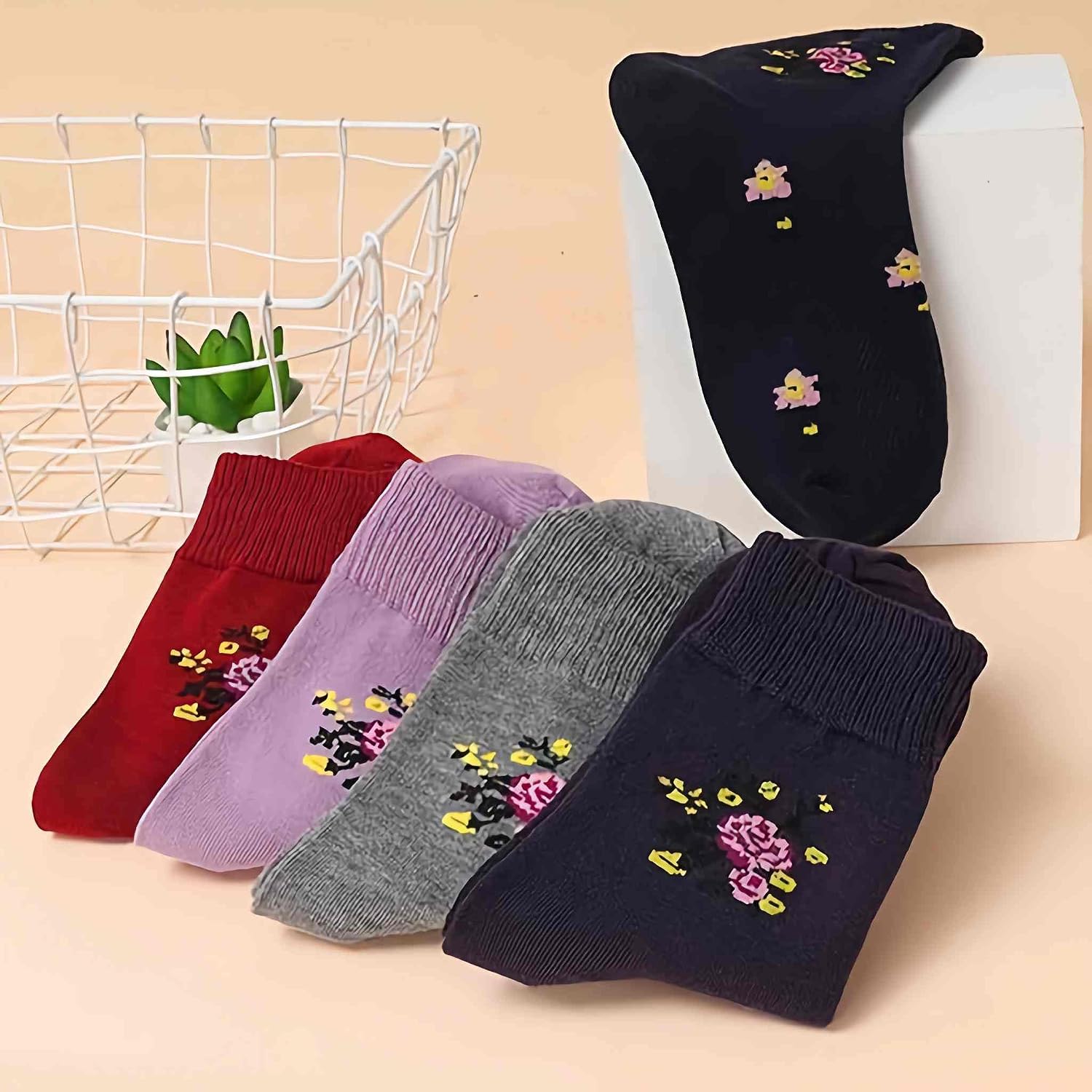 Floral Crew Socks For Women, Cotton Mid Calf Thick Knit Vintage Cute Floral Crew Socks, Women's Socks Patterned Flower Ankle Socks Ribbed Breathable