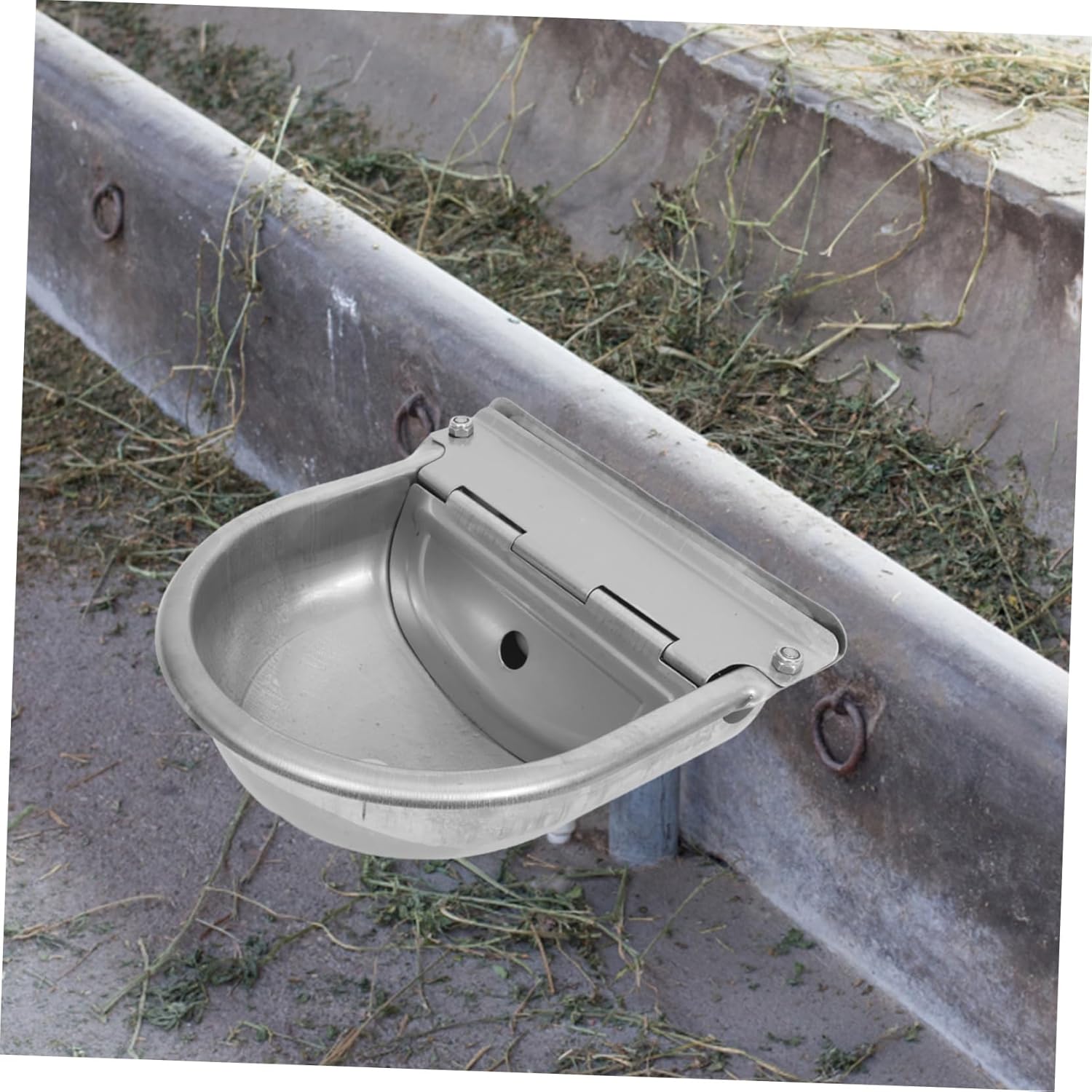 Automatic Animal Drinking Water Bowl Stainless Steel Construction Versatile for Cattle Horses Sheep Outdoor Livestock Waterer Efficient Waterer