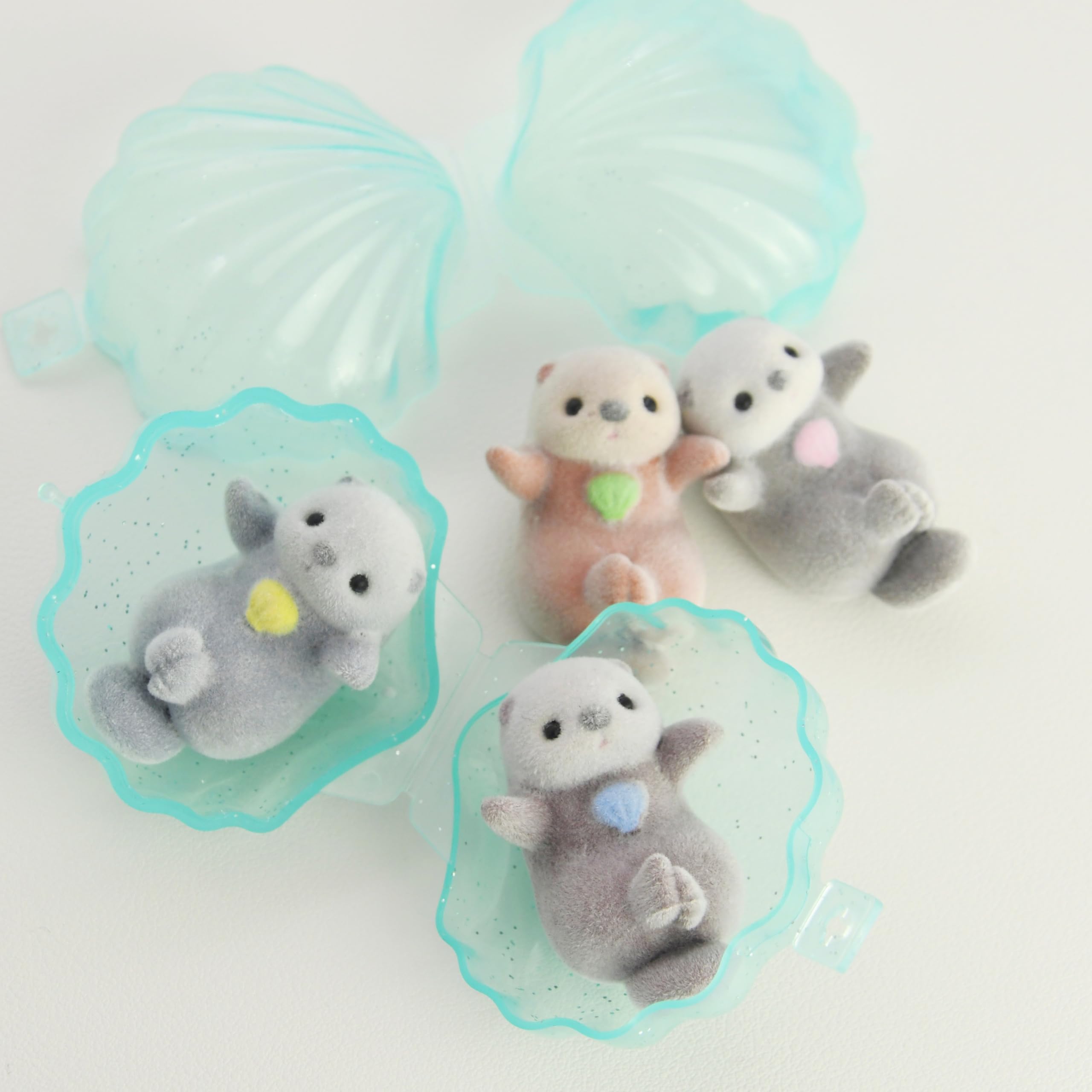 Amazon.com: Newbee4 Miniature Adorable Sea Otter Collectible