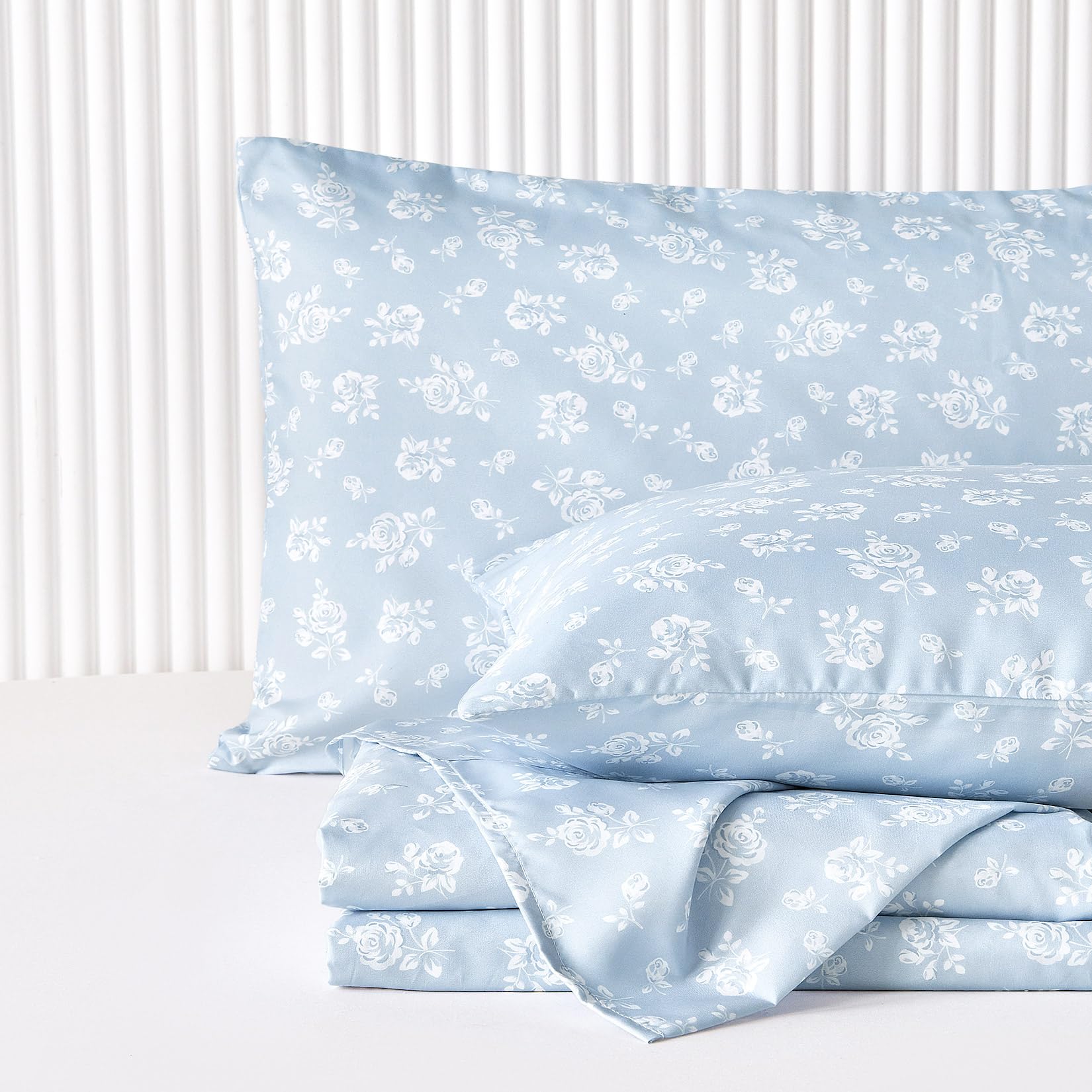 Wake In Cloud - Floral Bed Sheets 4-Piece Sheet Set Shabby Chic Flower Rose Pattern Printed Coquette Cottagecore