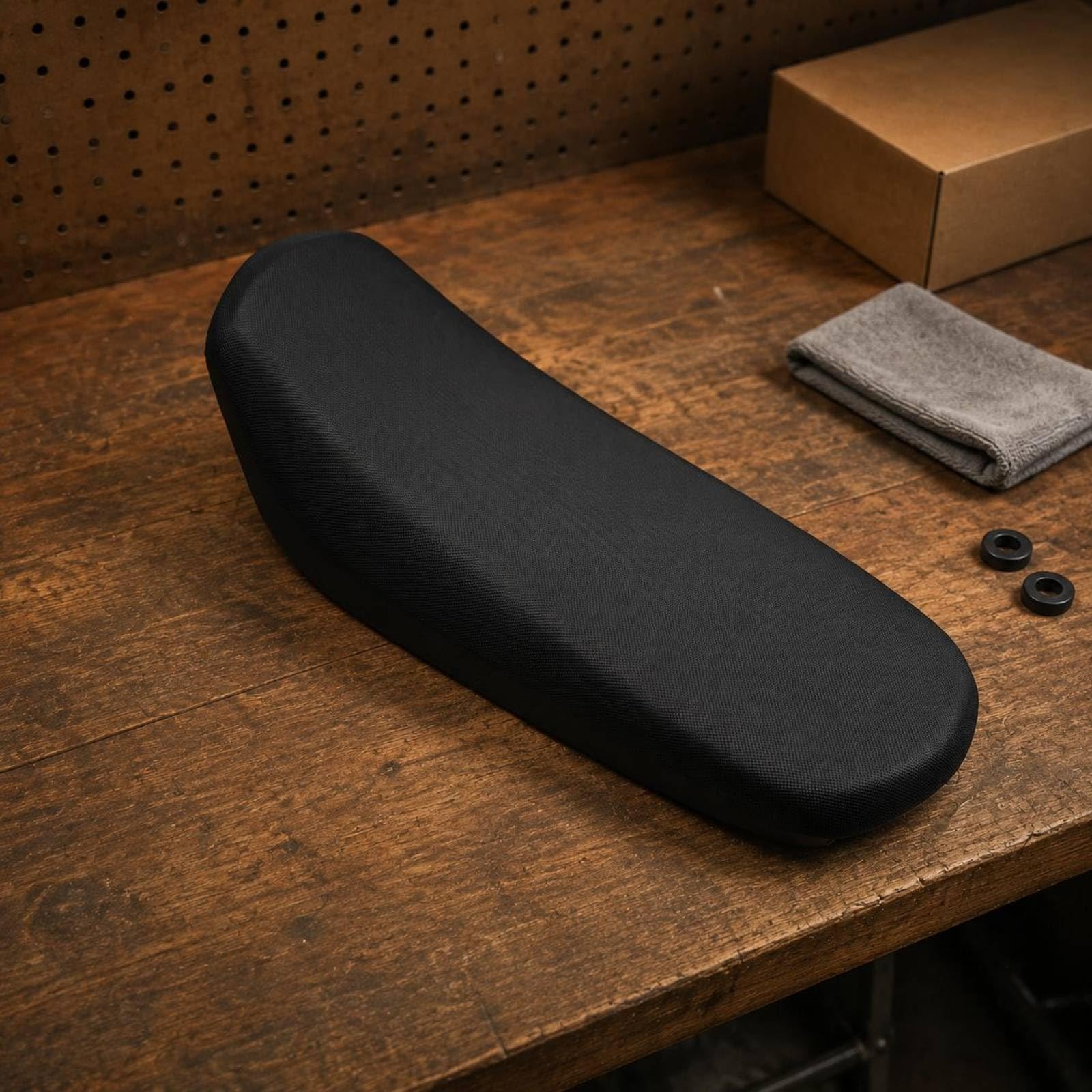 Housse de Selle Housse Siège Couvre Selle Coussin Selle Roulage Quotidien Plus Supportif Ergonomie Contournée Finition Soignée Étanche Compatible S, Marron, style to 2