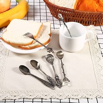 カントリーストア　スプーンコレクション Amazon.co.jp: 絶妙なレトロなスプーンフォークセット、ロイヤル