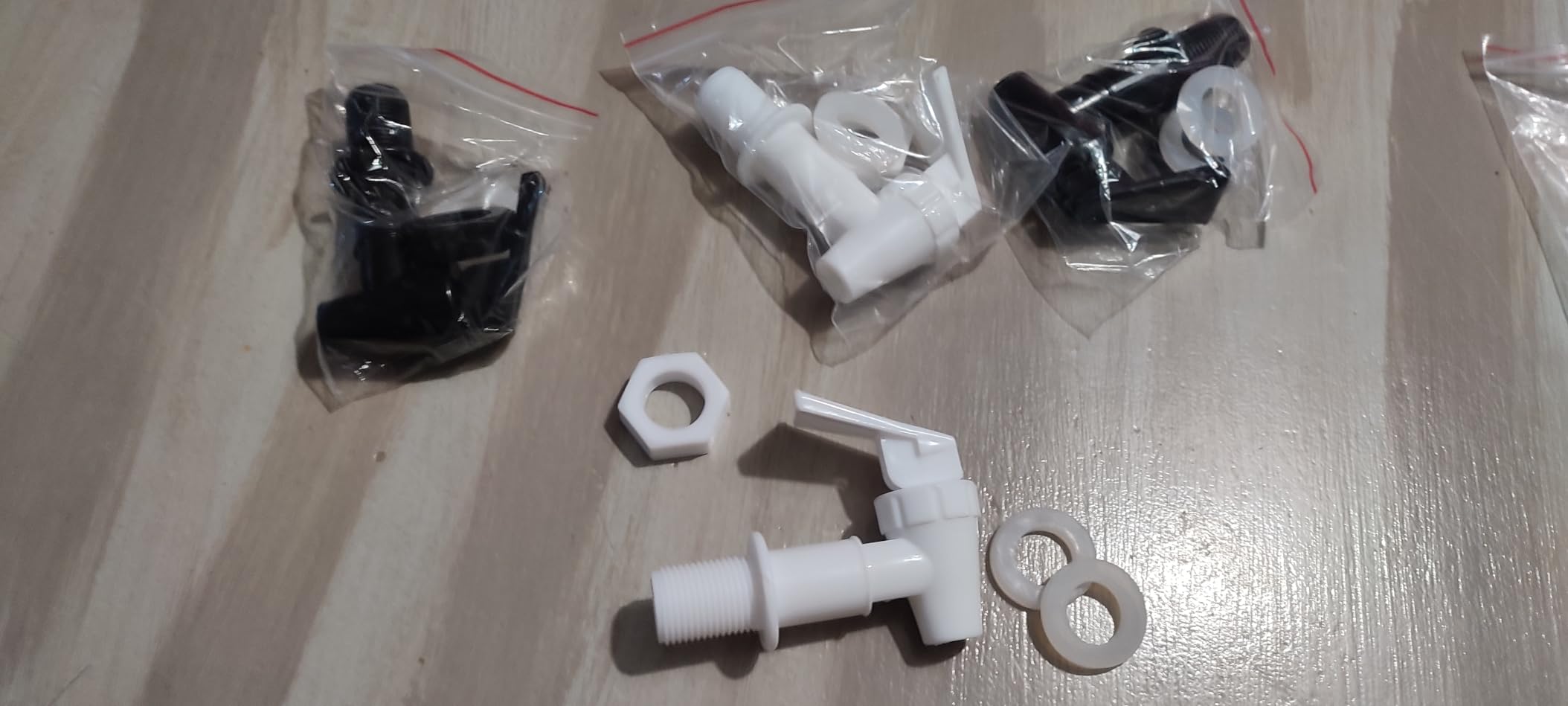 Robinet d'eau en plastique, 2 pièces, robinet d'embouteillage en