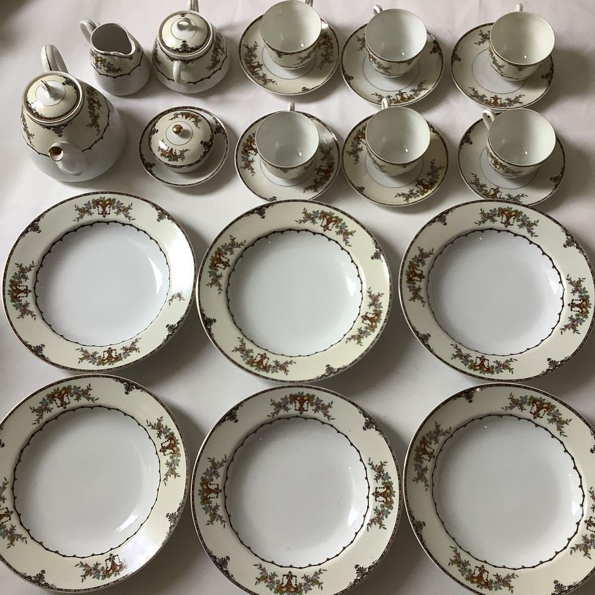 Noritakeノリタケ金彩花柄プレート5枚セット