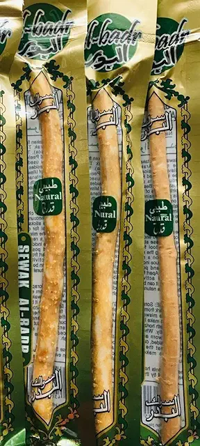 Natural Miswak Tooth Cleaning Stick - Traditional Oral Hygiene Branch