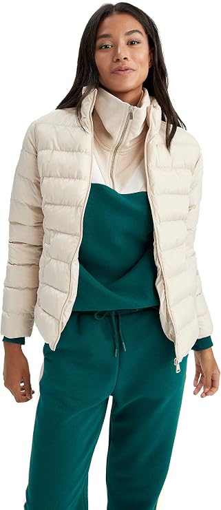 DeFacto Kadın Regular Fit Mont