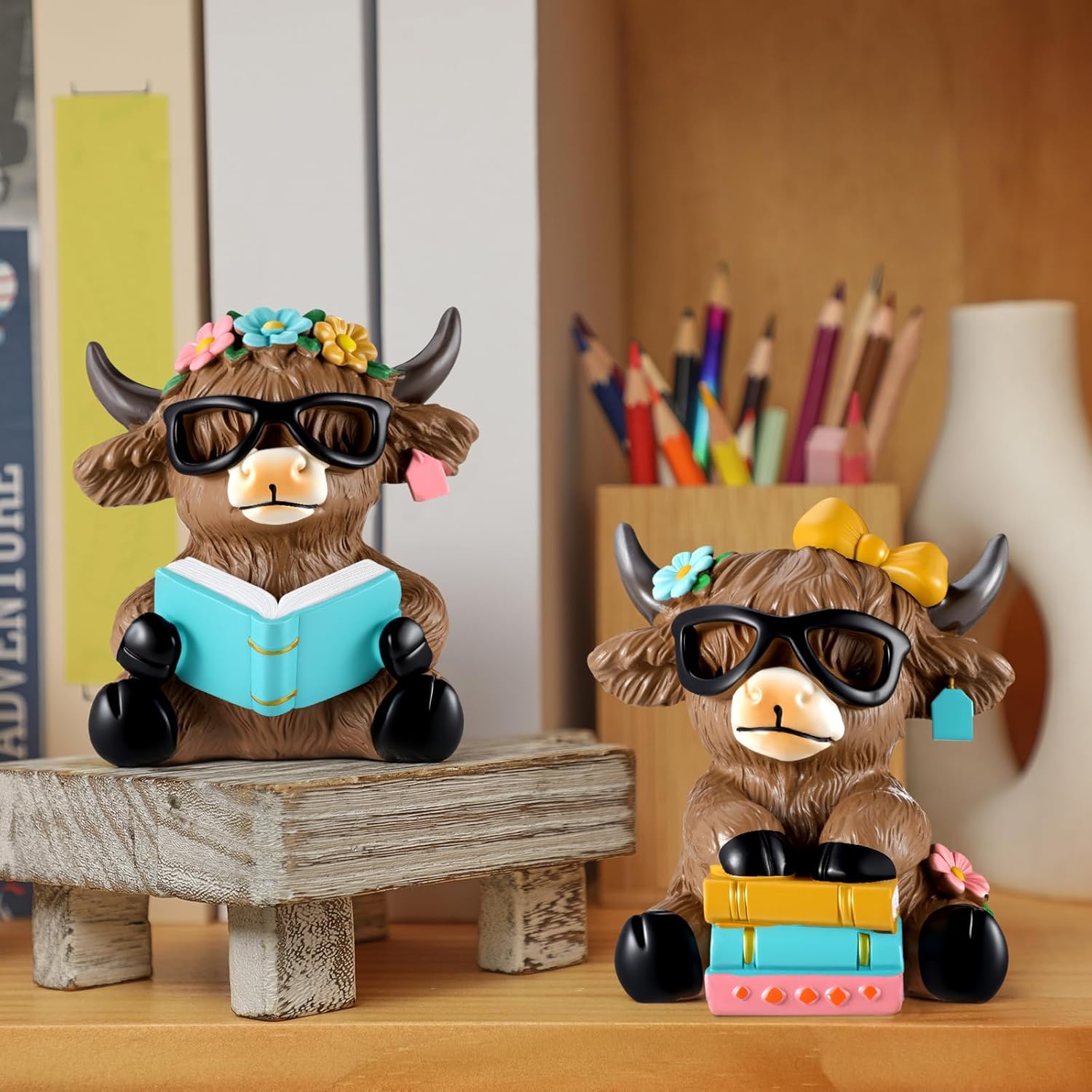 Wesiti 2 Pcs Highland Cow Figurines Spring Sunflower Highland Cow Gnomes Scottish Resin Statue Calf Lovers Gifts for Summer Home Garden Kitchen Office Tiered Tray Table Decor (Reading) - Image 5