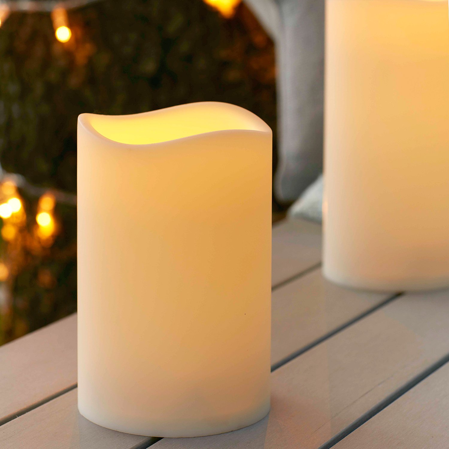 Lights4fun Large Outdoor Waterproof Battery Operated LED Pillar Candle