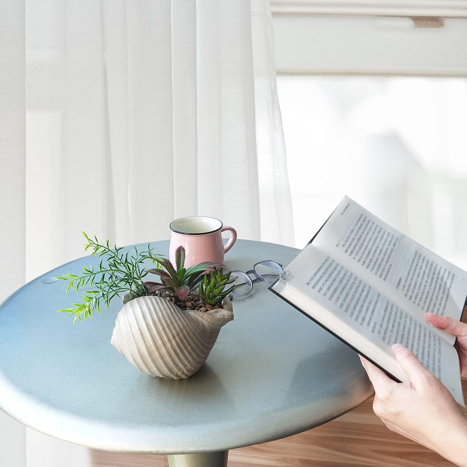 Faux Succulents in Conch Sea Shell Home Decor,Coastal Beach Decorations for Home Bathroom Ocean Seashell Decor Series for Home Beach Decor Theme Party Favors (Without Drainage Hole)