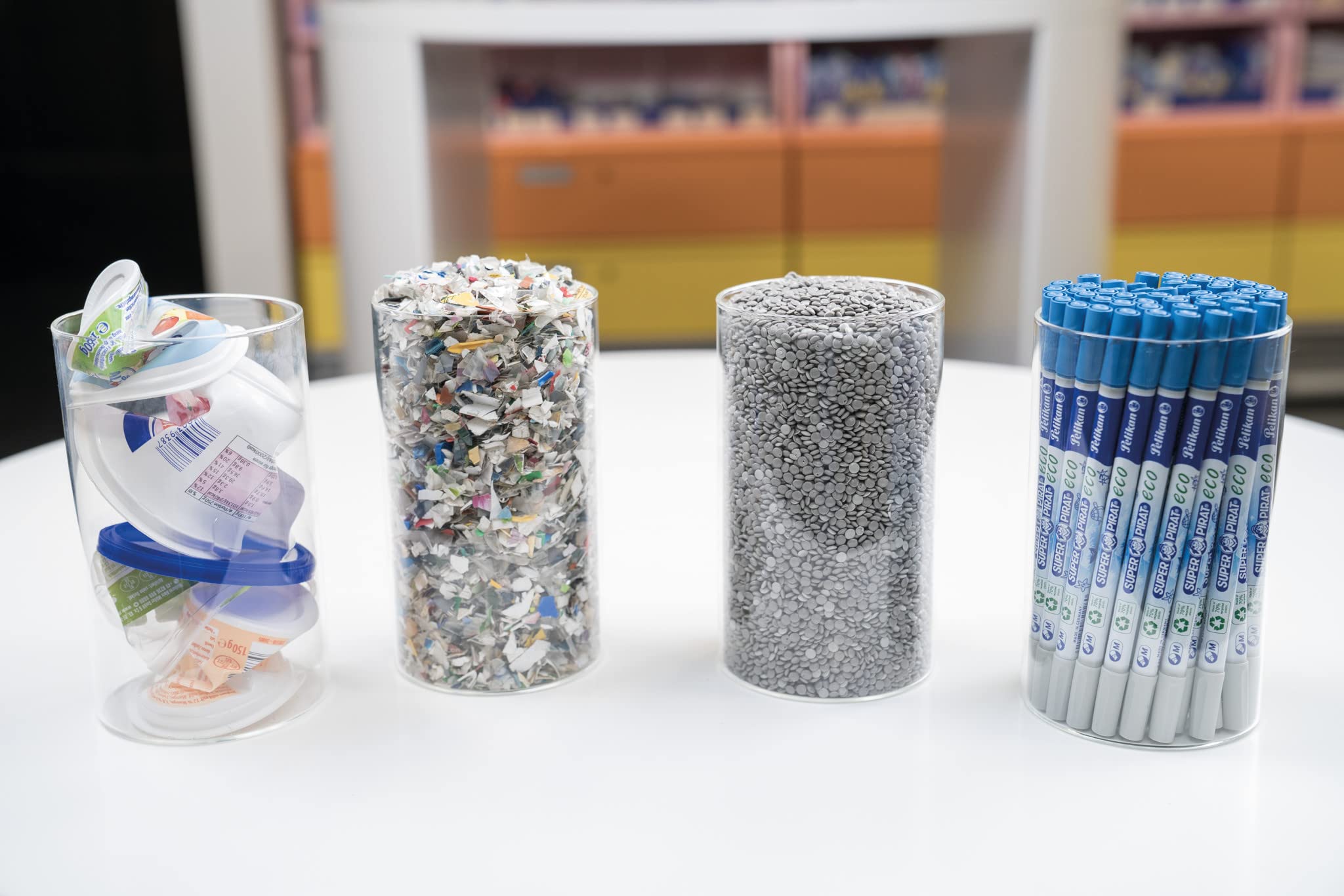 Pelikan Tintenlöscher Super Pirat eco, Strichstärke M (Multispitze) Tintenkiller zum Löschen und Überschreiben, 50 Stück