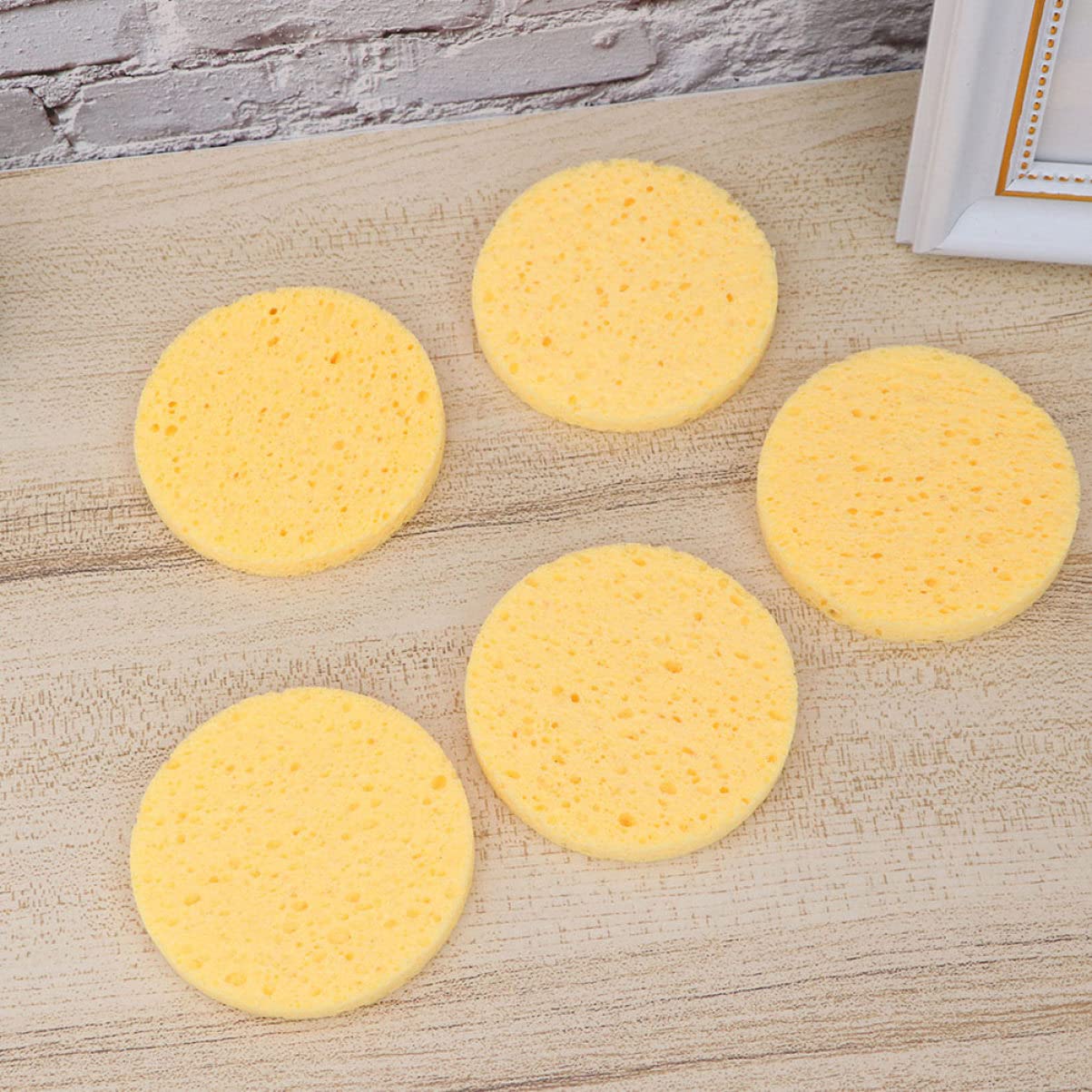 Piumini Cipria Make Up Rotondi in Cellulosa, 100 Pezzi | Gialli, per Casa e Salone, Effetto Naturale, Presa della Polvere, Spugnette Viso