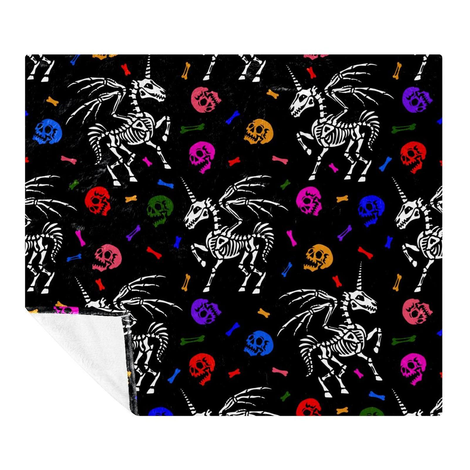 Couverture polaire légère motif crânes contre le froid en hiver