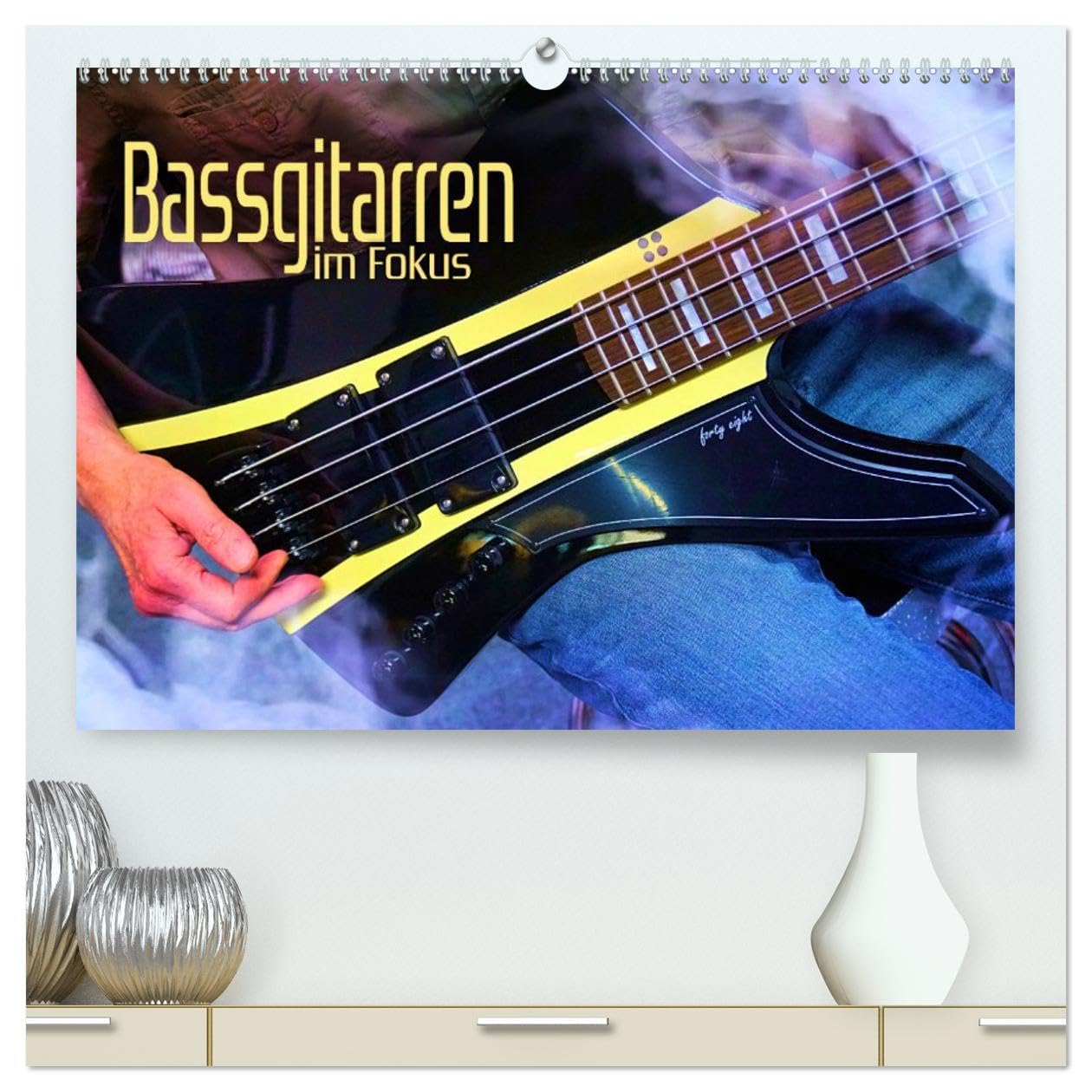 Bassgitarren im Fokus (hochwertiger Premium Wandkalender 2026 DIN A2 quer), Kunstdruck in Hochglanz: Traumhafte E-Bässe eindrucksvoll in Szene gesetzt