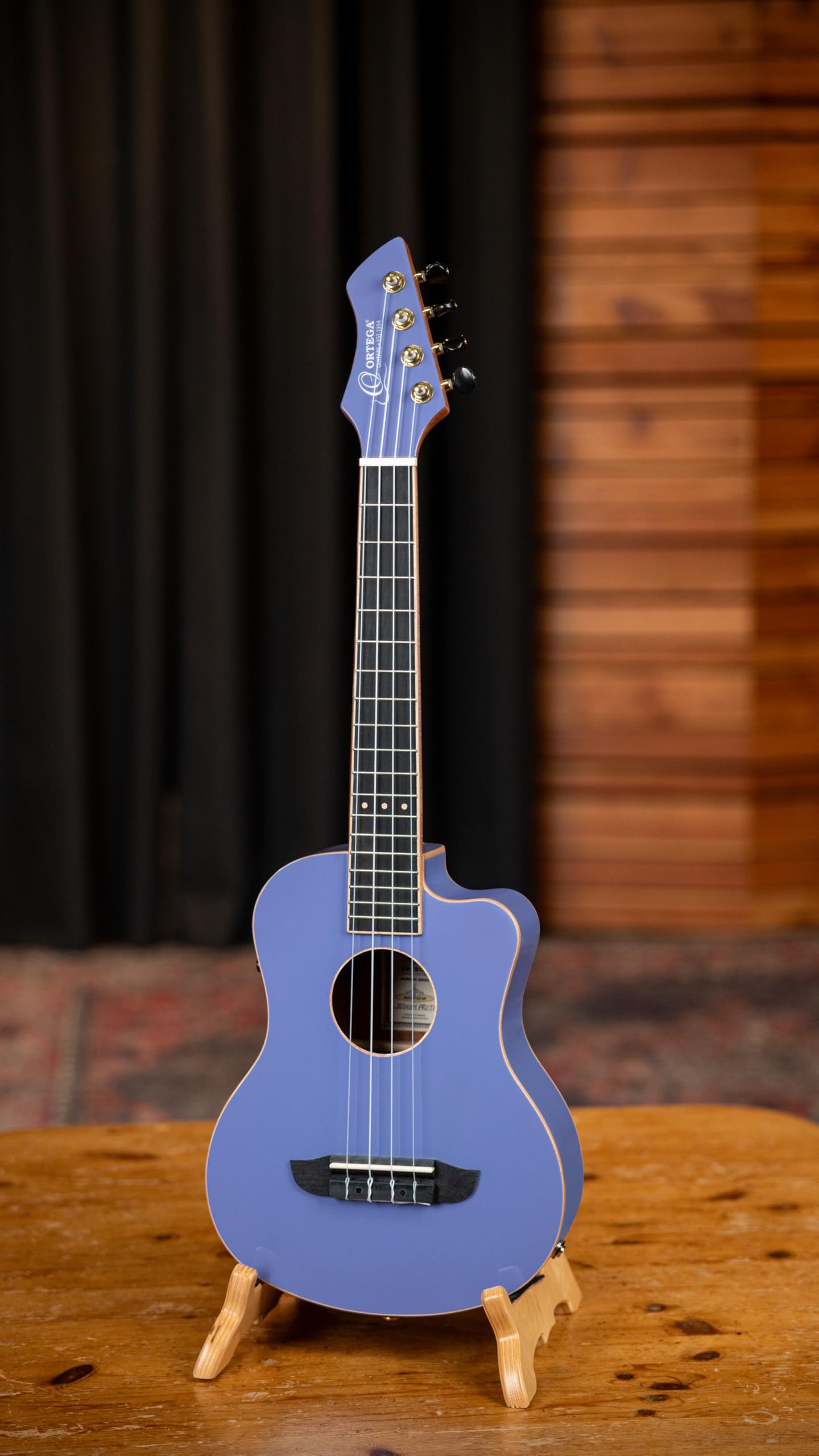 Ortega Guitars Ukulele Tenore Elettro-Acustico – Horizon Series – Gig Bag Inclusa – Cedro / Okoume, Purple (RUHZT-CE-VP)