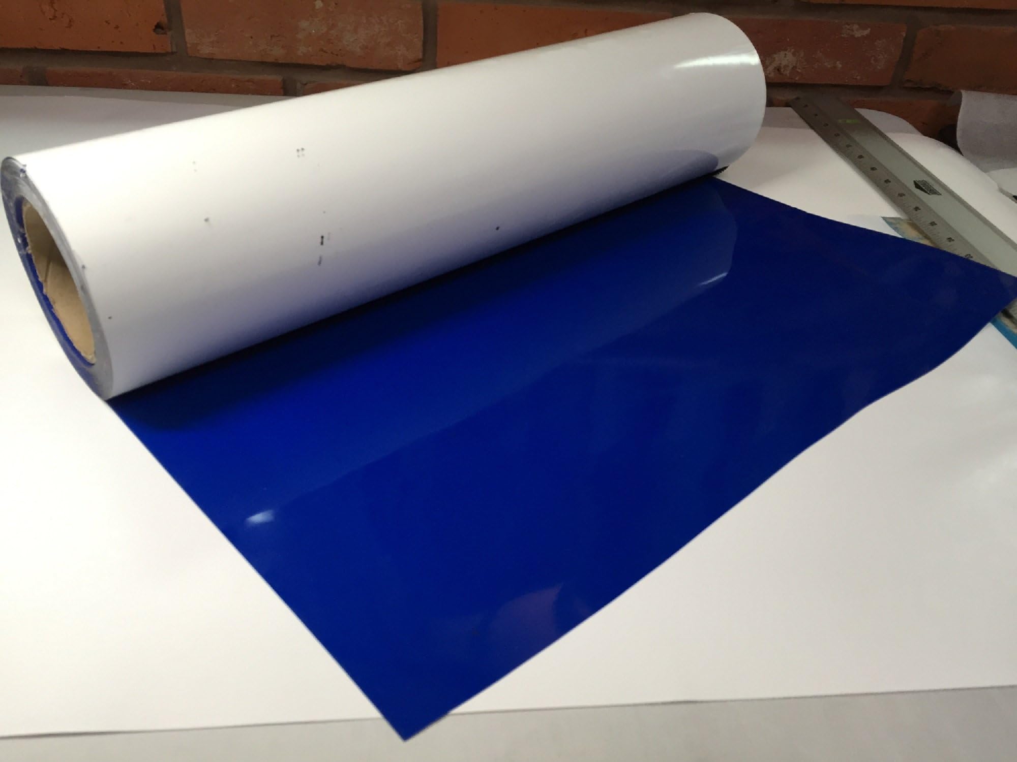 Alizarin Heat Transfer Vinyl Roll (19.7" X 32.8 Yards / Roll), Blue, Eco-friendly Polyurethane Film for Vinyl Cutting Plotter