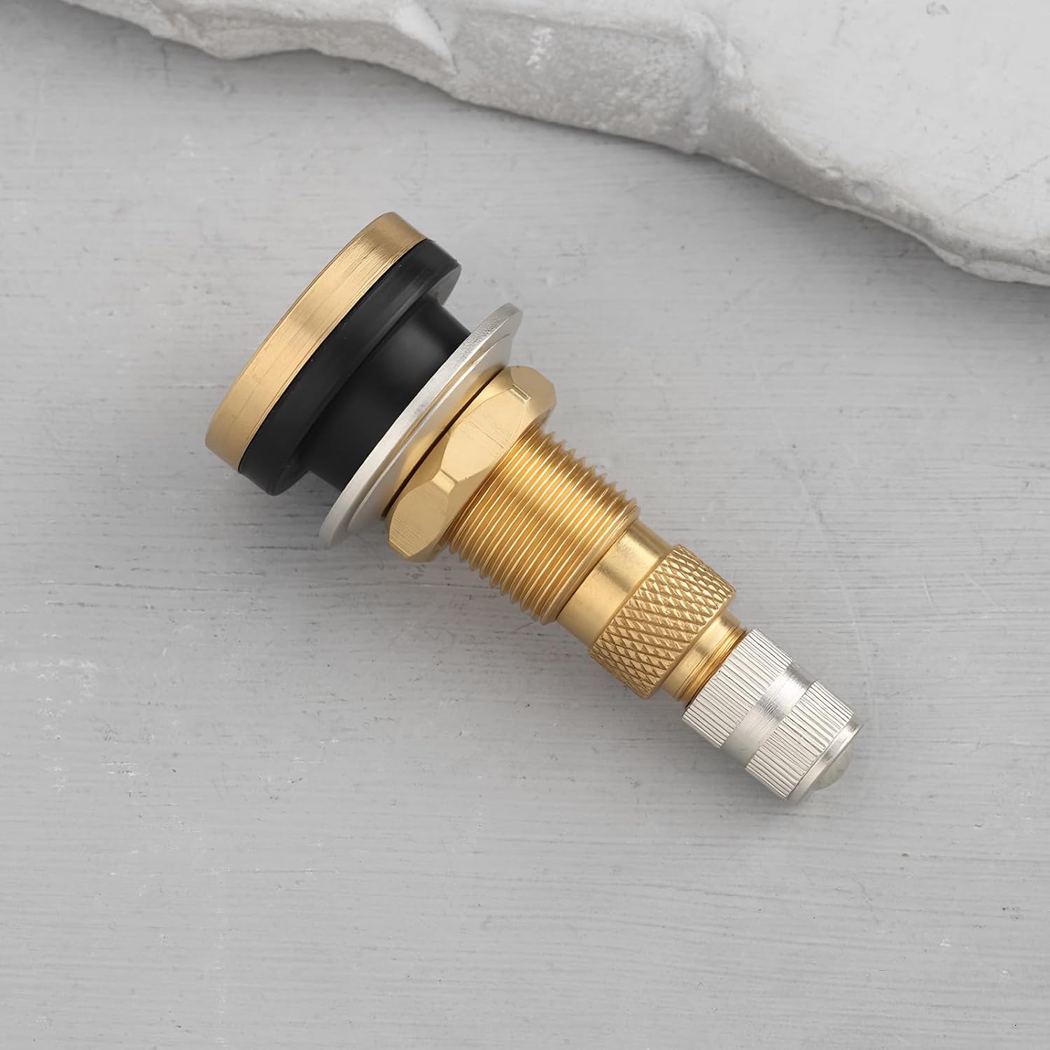 2pcs Lawnmover Tire Valve Stem AT25226 Compatible with John Deere 2040 2240 2280