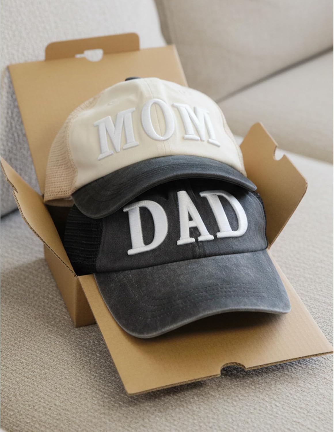 Mom and Dad Hats for New Parents Gifts，Pregnancy Announcement Unconstructed Mesh Caps for Couples - Image 3