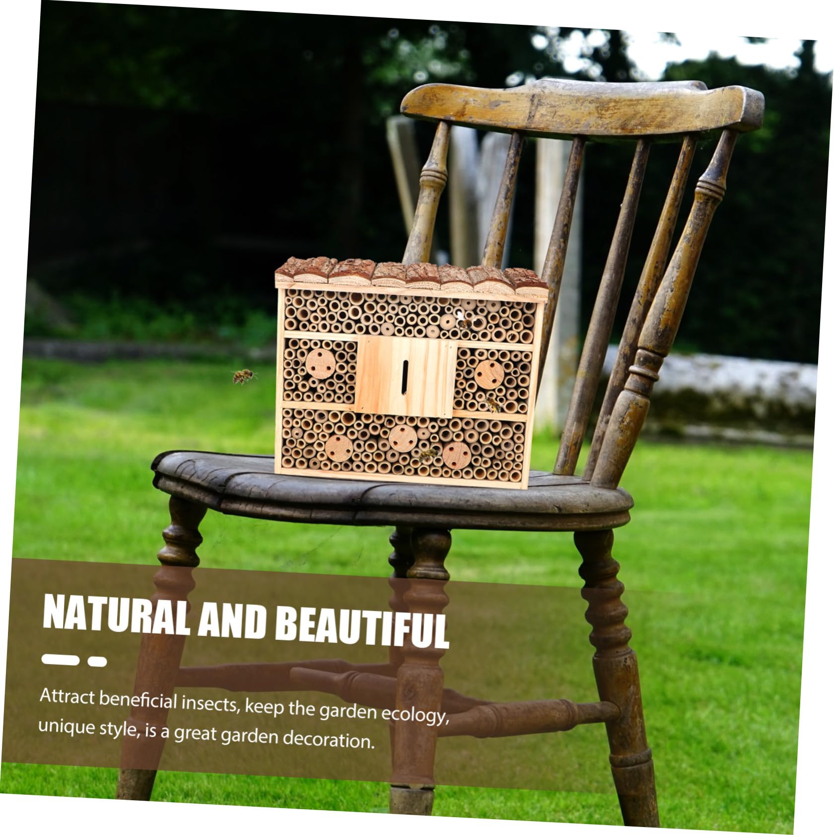 Casetta per Insetti in Legno Beige Stile Baita da Giardino | Adatta e Api, Aiuta ad Attirare Insetti Utili, Decorazione per Cortile Naturale