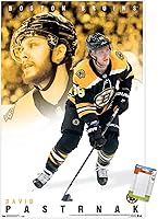 Vista 12 de Trends International NHL Boston Bruins - Póster de pared de David Pastrnák 19, 14.725 x 22.375 pulgadas, versión enmarcada en negro