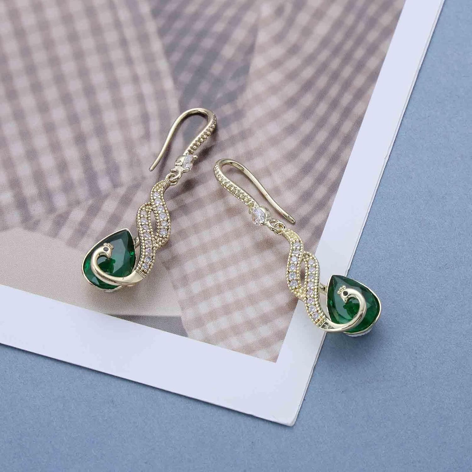 Vintage Teardrop Emerald Dangle Earrings Green Crystal Teardrop Earrings Spiral Rhinestone Drop Earring Gold Crystal Cz Earring Jewelry for Women - Image 7
