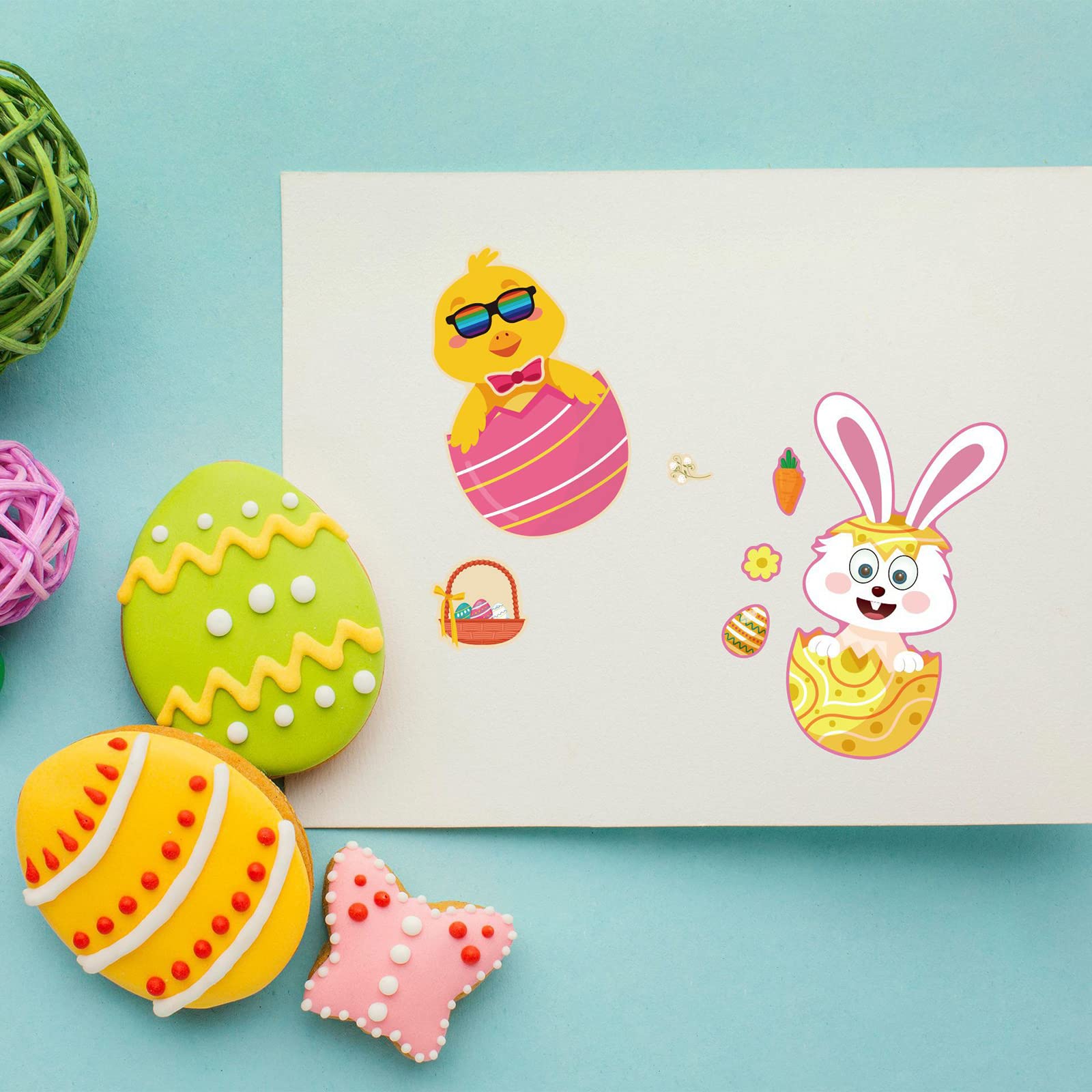 Baker Ross Pasen Foam Stickers - Creatieve kunst en ambachtelijke benodigdheden voor kinderen te maken en te versieren (120 Pack