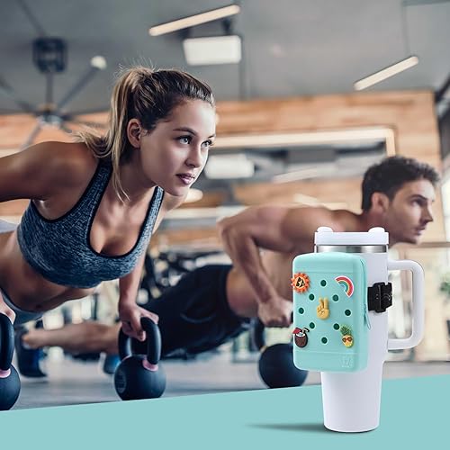 Miniatura 7 de Bolsa de silicona para botella de agua con 5 dijes, botella de agua de mano para Quencher Adventure de 40 onzas y Stanley IceFlow de 20 onzas y 30