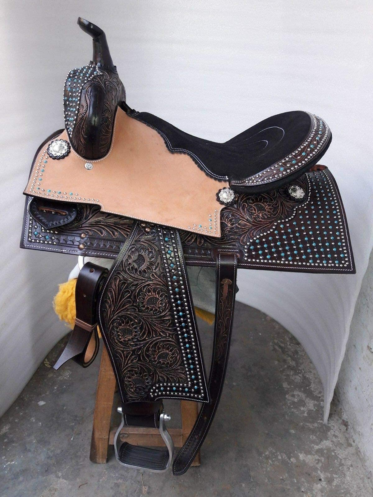 Equestrian Universe - Sella da corsa Western Barrel con testa e colletto coordinato