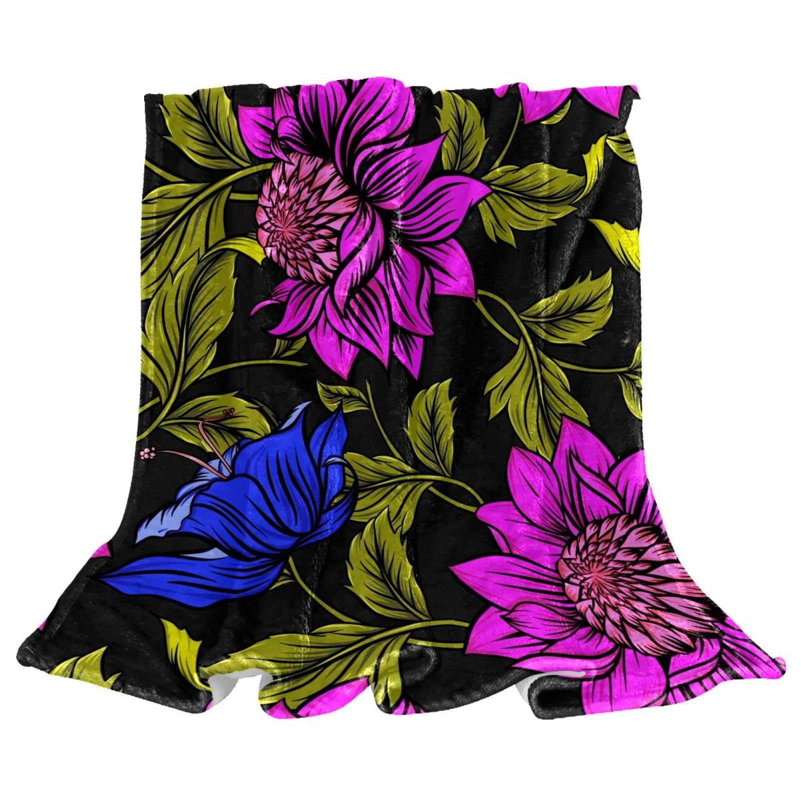 Couverture polaire fleur violette : le plaid microfibre parfait pour vos soirées cocooning