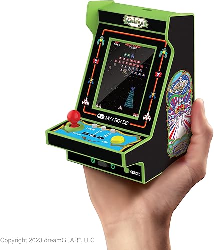 Vista 40 de My Arcade All Star Stadium Nano Player - Mini máquina de arcade portátil con 207 juegos retro, pantalla de 2.4 pulgadas, verde, pequeña arcada