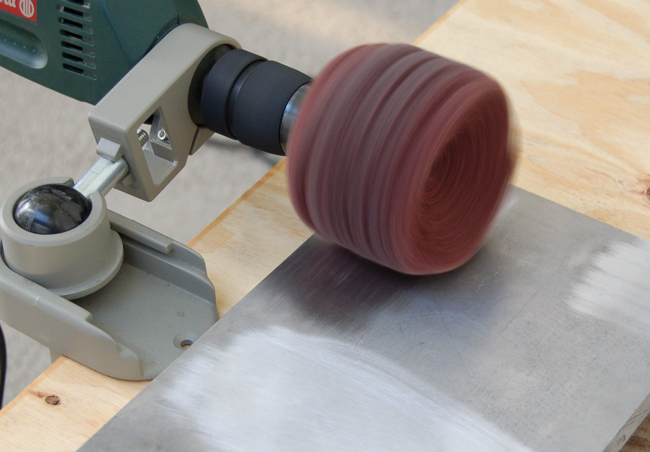 Boule de ponçage en non-tissé - Lot de 3 (K80/K120/K600) Ø 100 mm avec mandrin de fixation - Pour perceuse