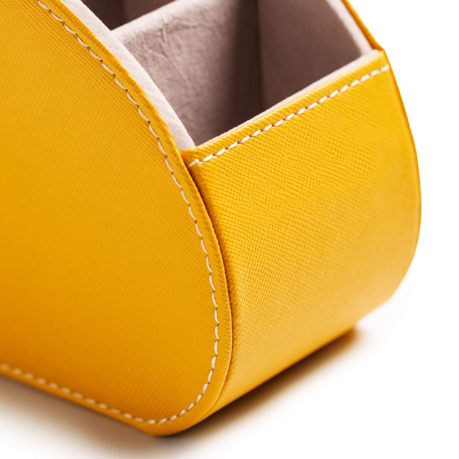 Amazon｜リモコンラック PUレザー リモコン収納 テーブル 5格仕切り リモコンスタンド おしゃれ 防水 多機能収納ボックス 文房具  卓上小物｜リモコンラック オンライン通販