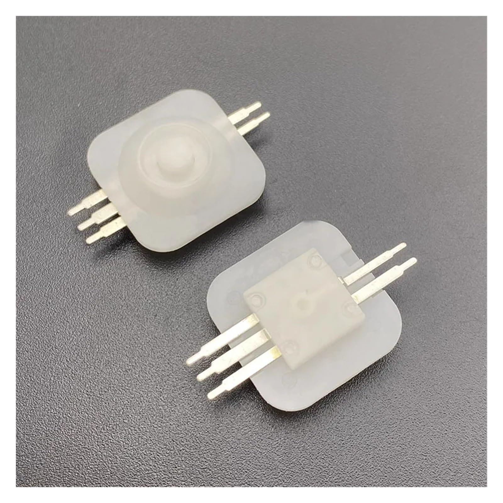 Interrupteur de lampe de poche pour réparer un bouton d'alimentation défectueux