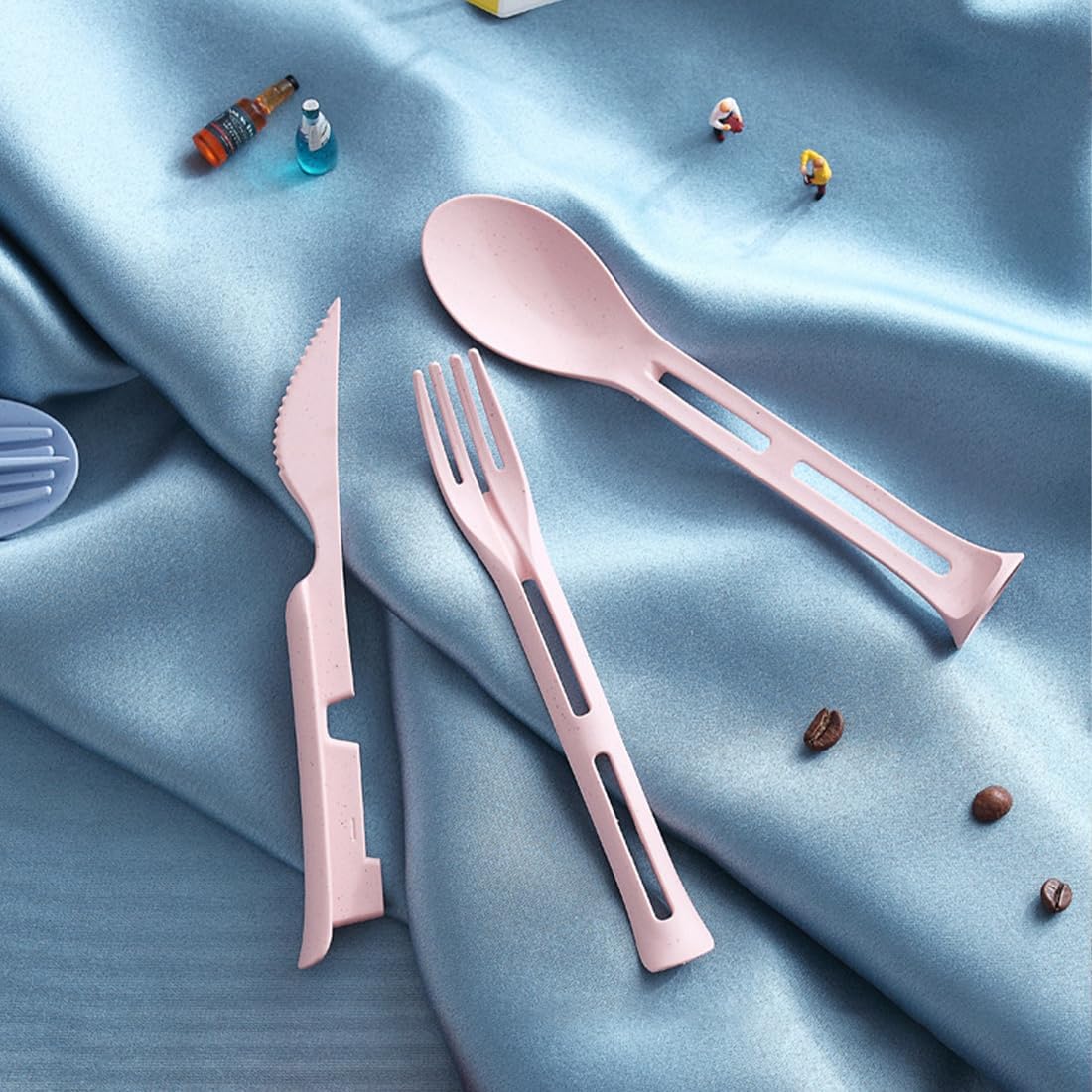3PCS Wheat Straw Cutlery, Reusable Utensils Set Portable Travel 3 in 1 Spoon Fork Knife Tableware, Eco-Friendly, BPA Free, Flatware for Kids Adults, Travel Picnic Camping (Pink)