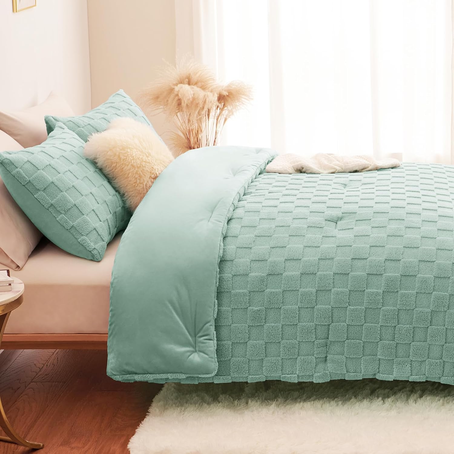 CozyLux Fleece Queen Comforter Set Sage Green,Super Soft & Warm Fluffy Bedding with Checkered Pattern,Luxury Fuzzy Heavy Bed Set for Winter,3 Pieces,1 Comforter and 2 Pillowcases - Image 9