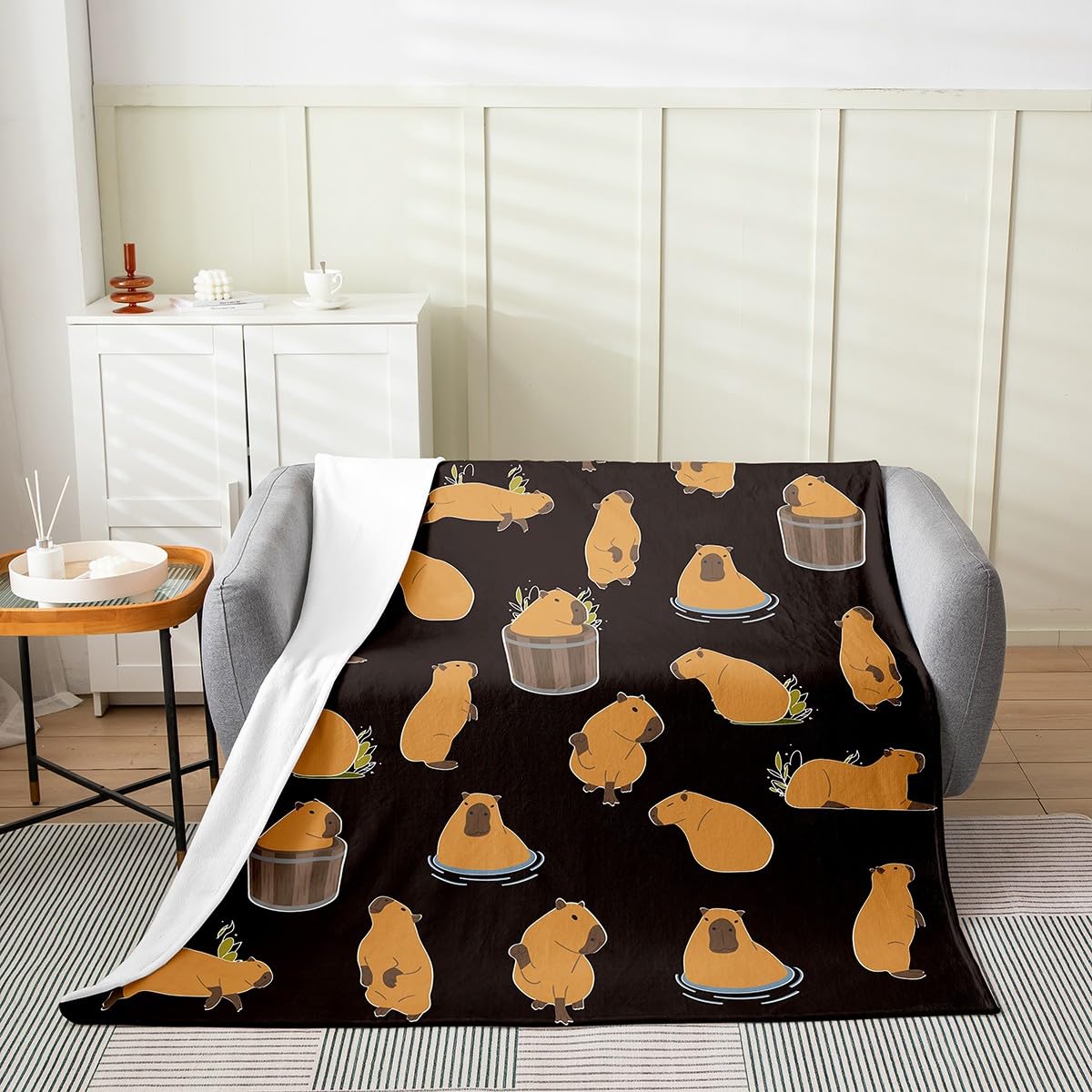 Capybara Decke 127x152 Cm – Kuschelige Sherpa-Fleece-Decke Mit Capybara-Motiv, Weich & Wärmend Für Sofa Oder Bett