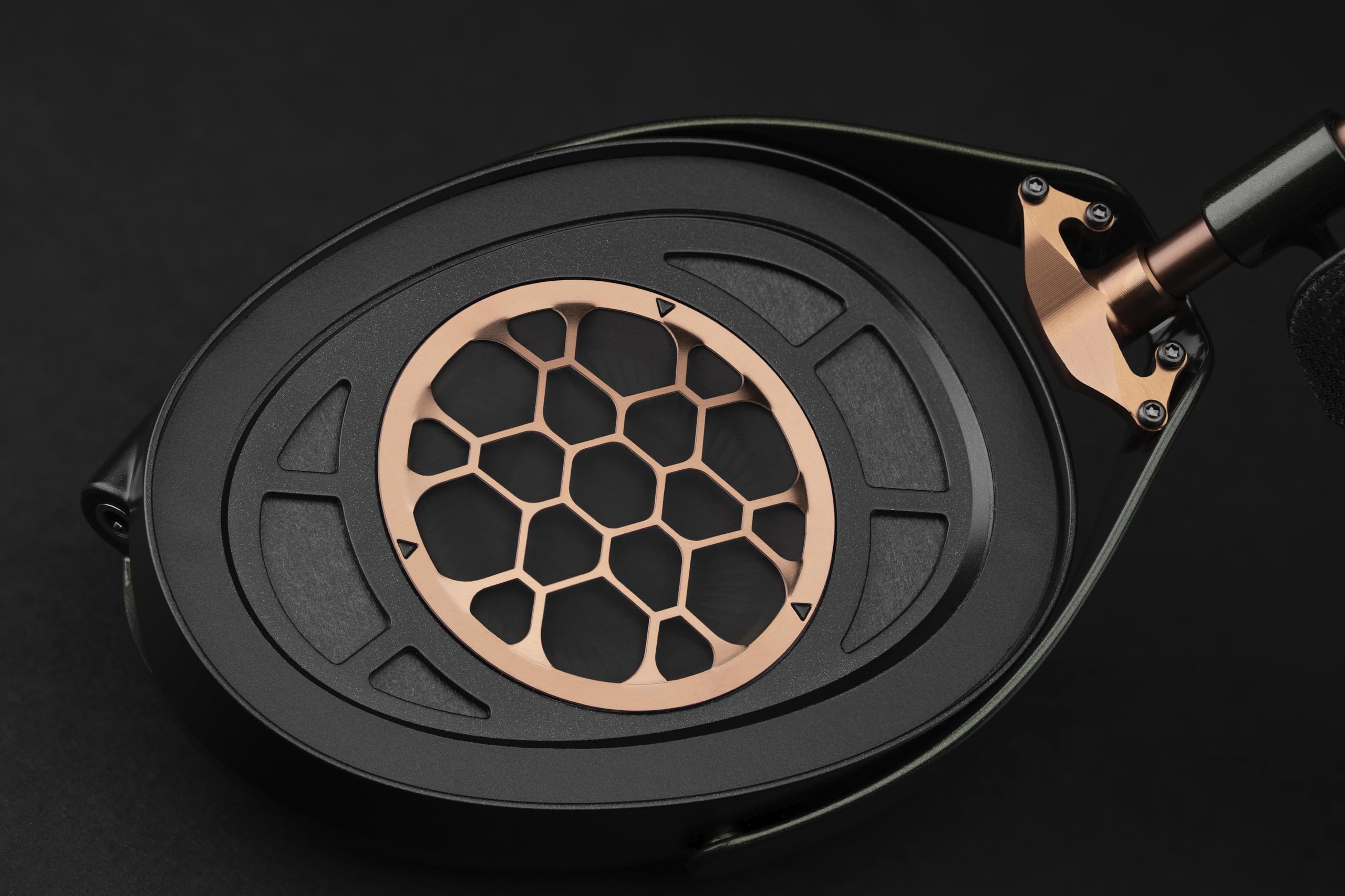 MEZE Audio Strada | Auriculares dinámicos con cable para audiófilos | Auriculares dinámicos de madera de ébano Macassar | Almohadillas magnéticas desmontables | 2 cables OFC trenzados incluidos