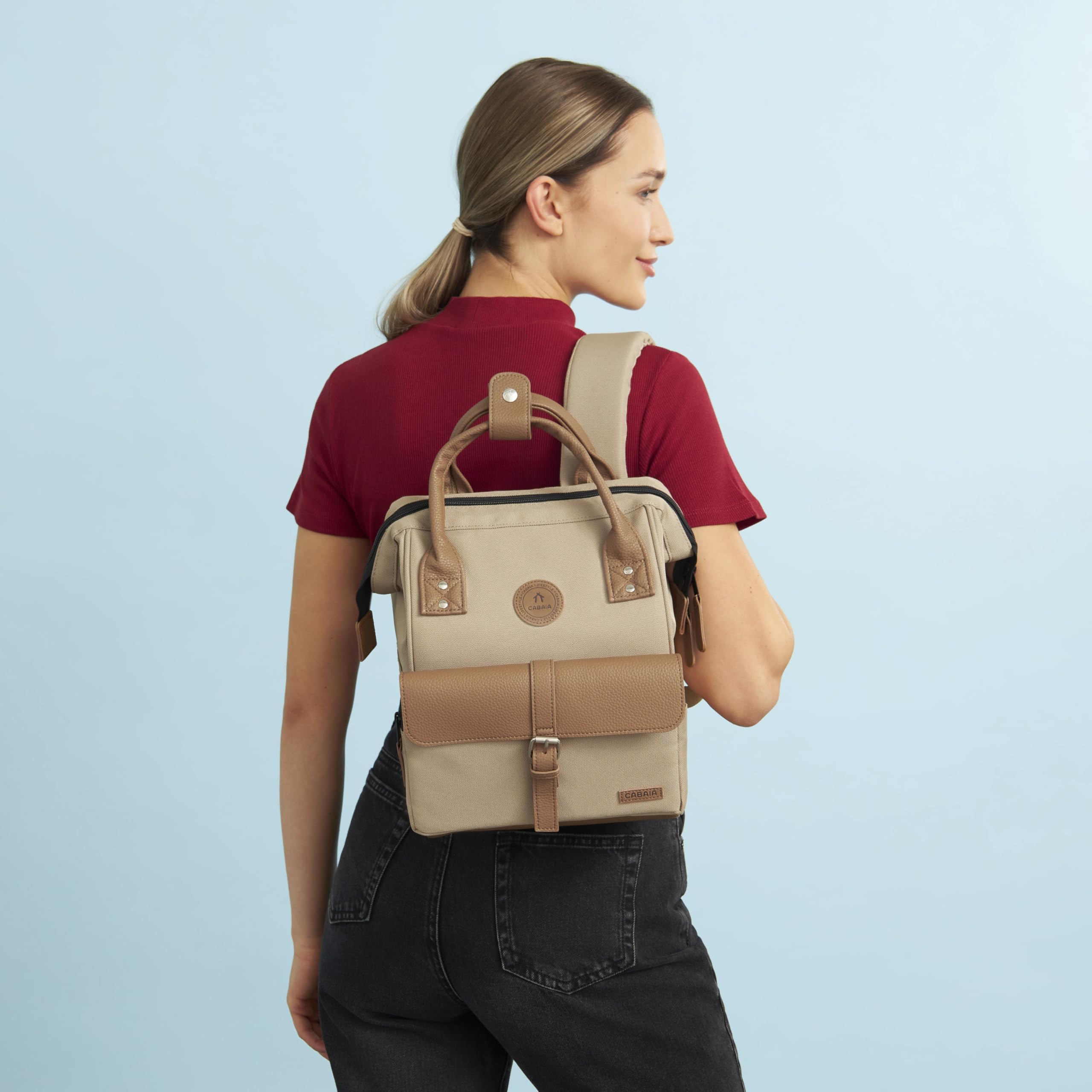Cabaïa Zaino Donna Adventurer Kuala Lumpur 10L - Laptop 10,5" | Bagaglio a mano · Grande apertura · Tasche MOLLE intercambiabili · Vegan · Durevole