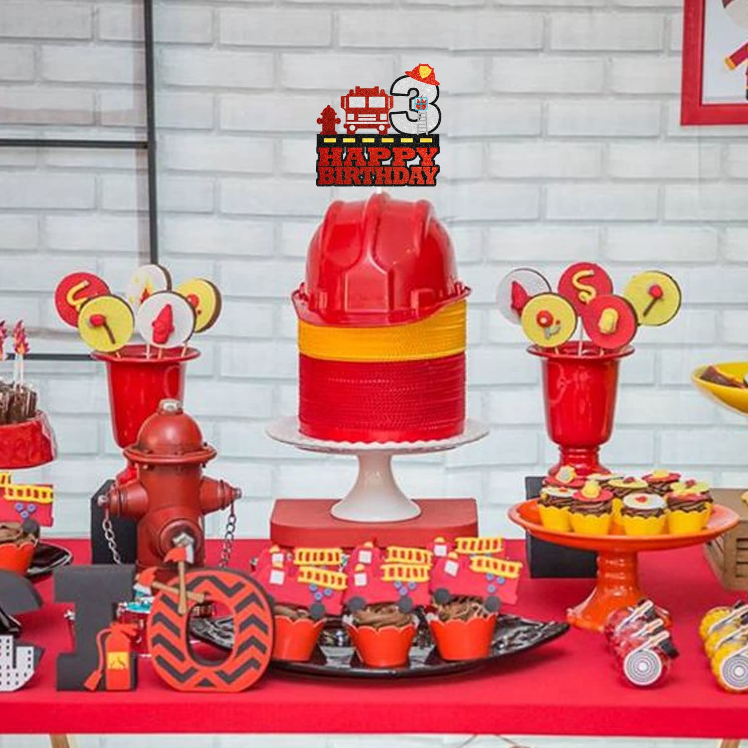 Tortenaufsatz Zum 3. Geburtstag - Feuerwehr-Motto Mit Auto, Leiter, Hydrant & Helm Für Die Geburtstagstorte