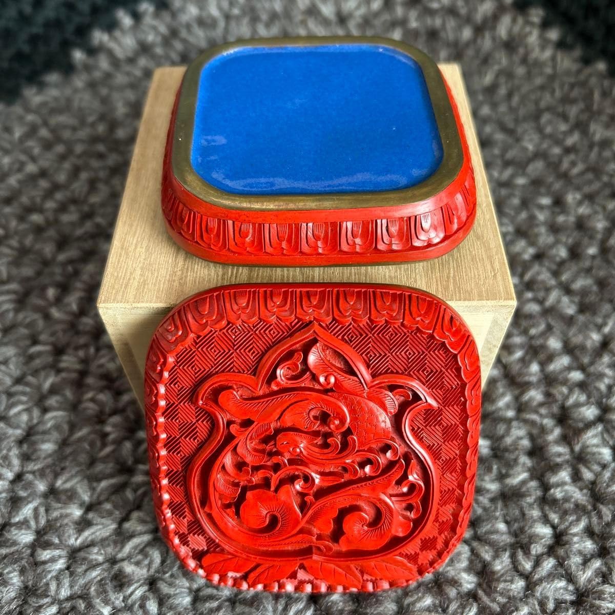 中国骨董旧蔵【民国時代銅胎彫漆堆朱内七宝香合】高級厚重希少珍貴細工