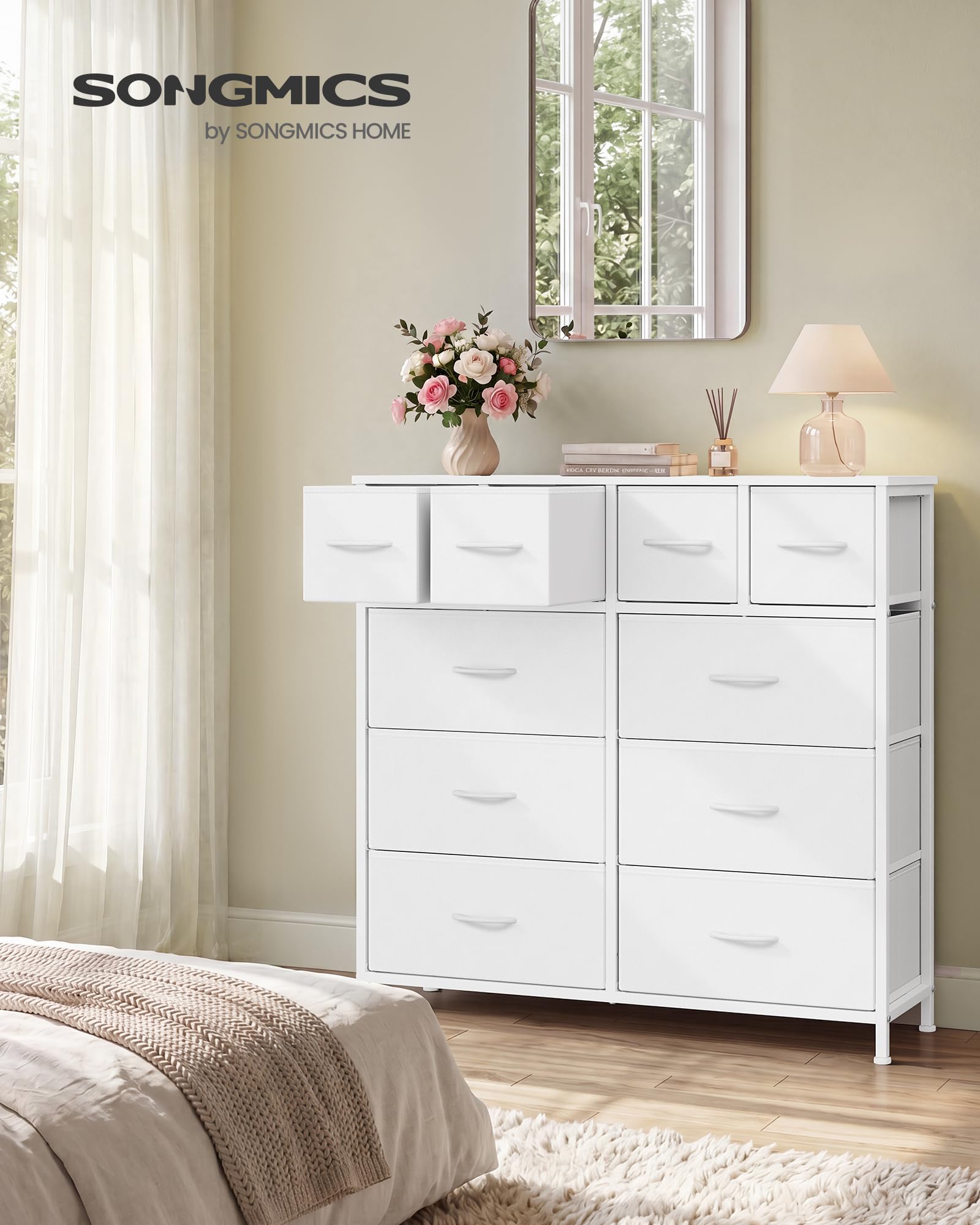 SONGMICS Cómoda, Cajonera con 10 Cajones de Tela, Organizador de Almacenamiento, Estructura de Acero, 98,7 x 30 x 96,2 cm, para Dormitorio, Salón, Pasillo, Nube Blanca, Colección BELLAH LGS236W101