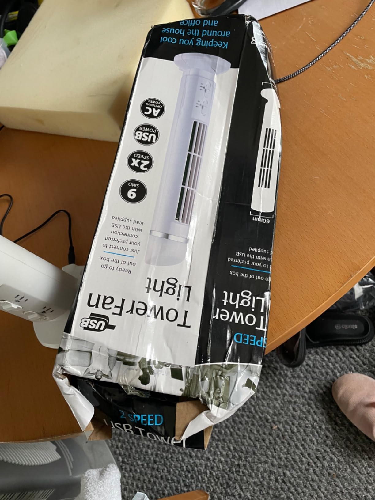 Portable Tower Fan - Bladeless Tower Cooling Fan - USB Charging - 2 ...