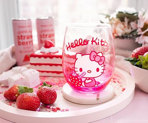 Miniatura 4 de Toynk Sanrio Hello Kitty Strawberry Sip - Vaso de vino sin tallo para cócteles, capacidad para 20 onzas
