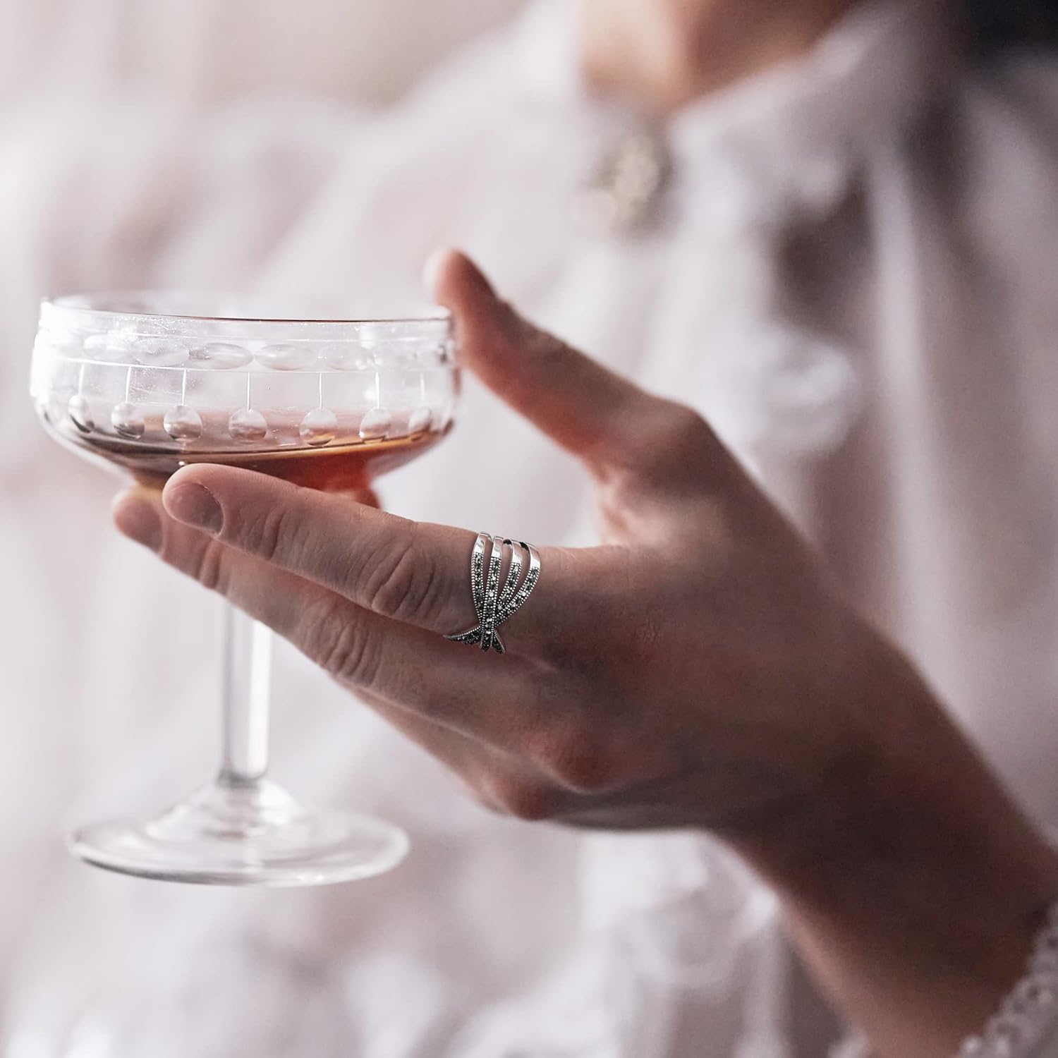 Mytys Vintage Wide Ring Classic Black Marcasite Crystal Rows Statement Silver Chunky Rings - Image 3