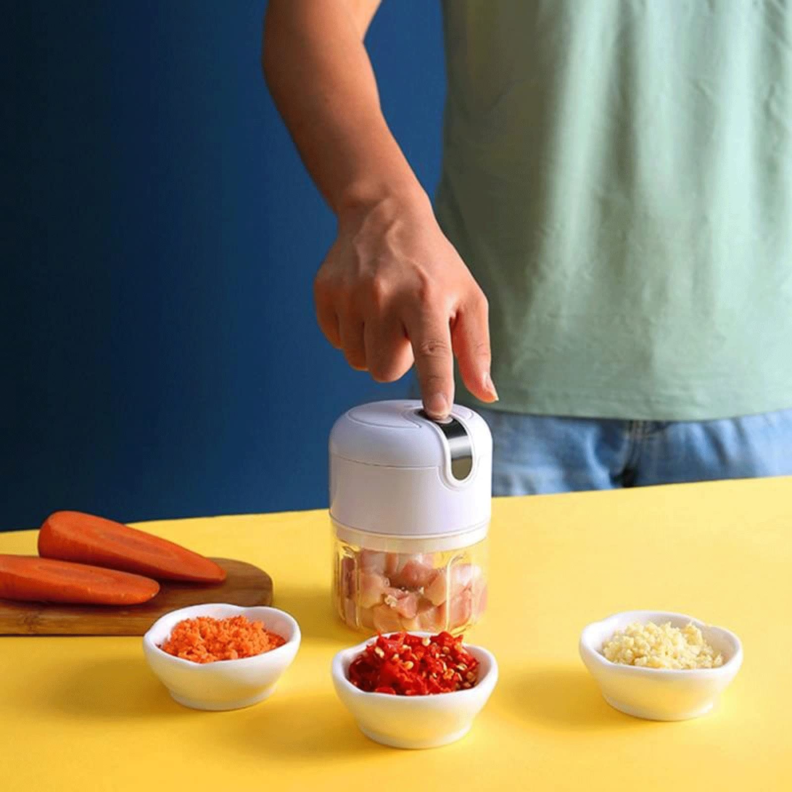 MRKU Prensa de ajos de Cocina, fácil de Usar, Ahorra Tiempo, machacador eléctrico Multiusos, Resistente y Duradero, Mini trituradora, picadora, Carga USB.