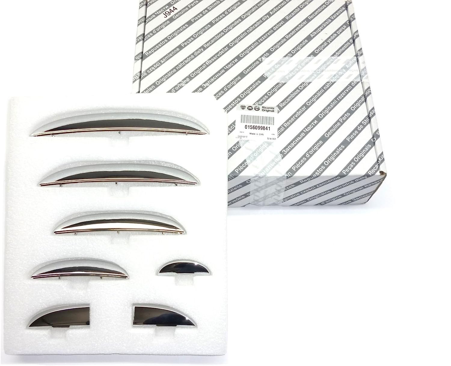 Grille Radiateur Chromée Alfa Romeo Mito - Pièce Originale 156099841, Italie