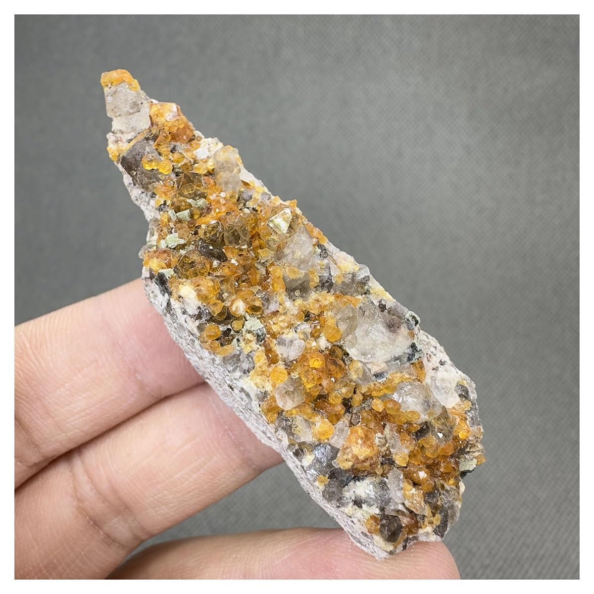 Pierre de Cristal de Quartz Spessartine Naturelle Décoration Maison Unique