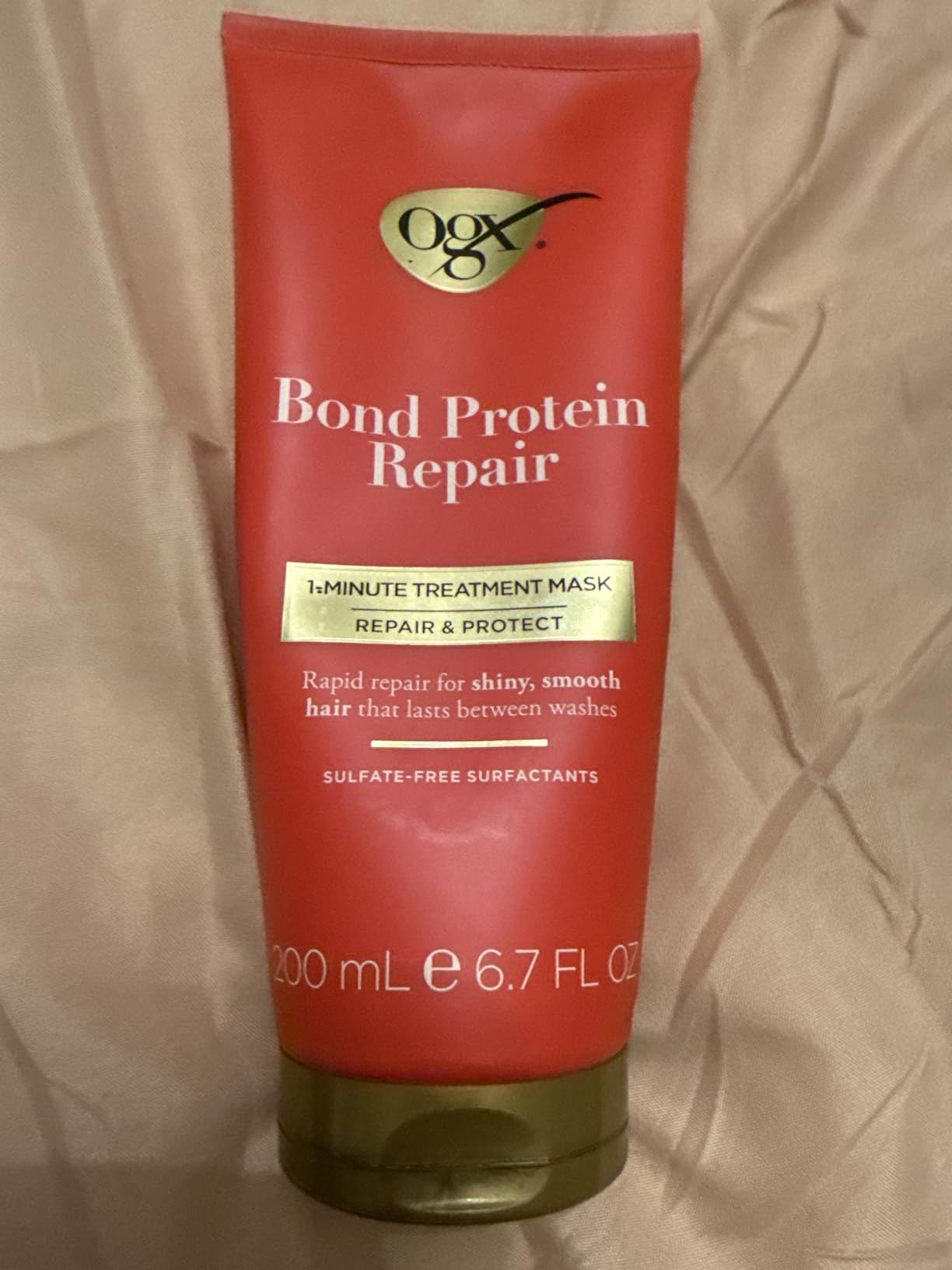 Johnson and Johnson OGX Repair & Protect Bond Protein Repair 1-Minute Treatment Mask, Deep Conditioning Hair Mask Rapidly Repairs for Shiny, Smooth Hair That Lasts Between Washes, 6.7 fl. oz