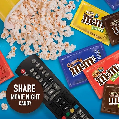 Miniatura 6 de MMs Fun Size - Surtido de chocolate con leche y maní bolsas envueltas individualmente bolsa a granel 2 libras 55 piezas