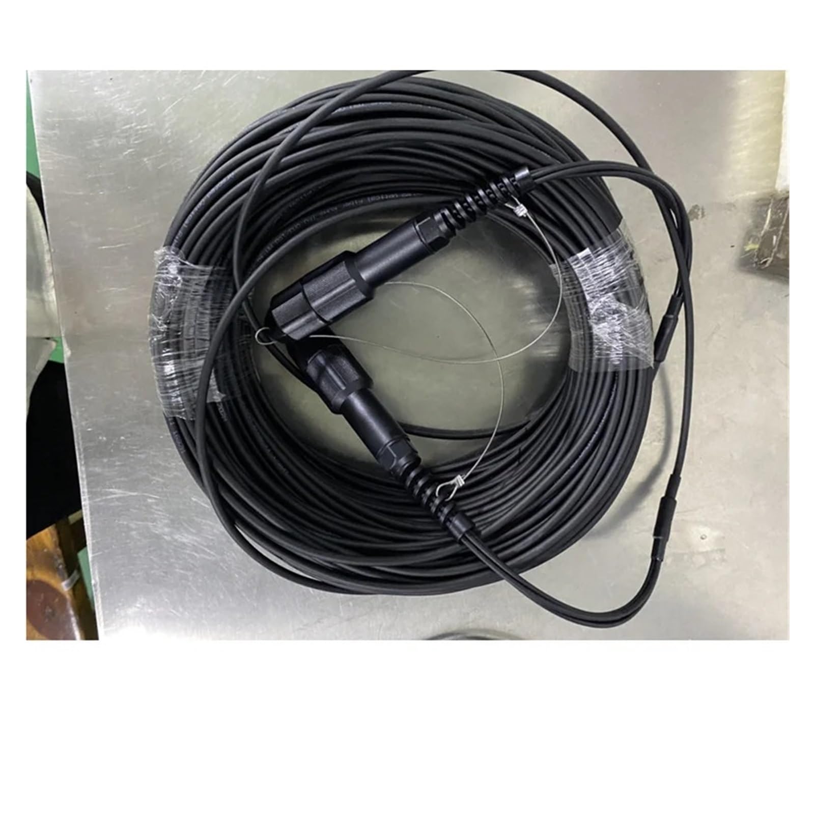 Cavalier blindé OM3 4C TPU 50m-120m LC à FC SC St Multimode 4 cœurs, Extension de 5mm, Cordon de raccordement for Fiber Optique for l'extérieur(OM3 50m LC-LC)
